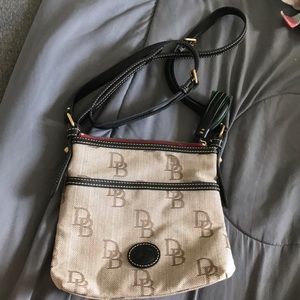 Dooney & Bourke